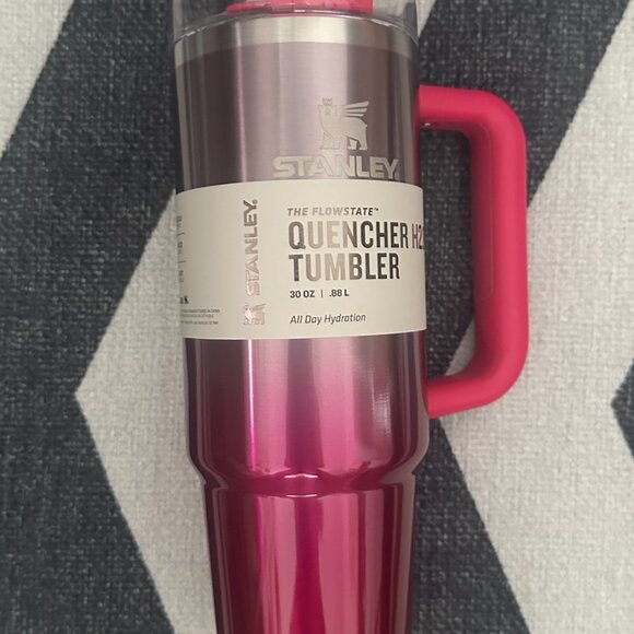 NWT Stanley 30 oz The Flowstate Quencher H2.0 Tumbler - Picture 1 of 4